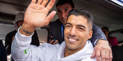 Se formaliz� el alejamiento de Luis Su�rez, de Gremio de Porto Alegre, que ser� a fin de a�o