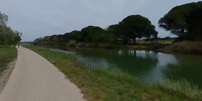 Evacuadas m�s de 820 personas por un incendio en un camping cerca de Montpellier, en el sur de Francia