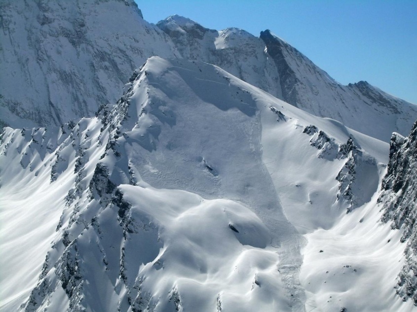 Monta&ntilde;as de la muerte