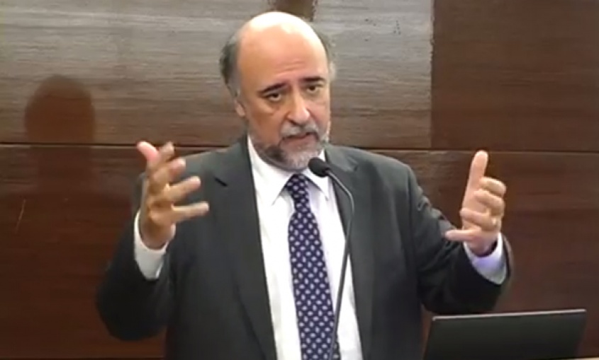 Los cruzó