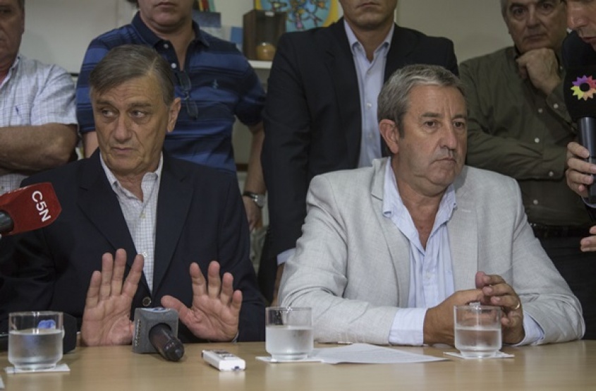 Unidos en la contra