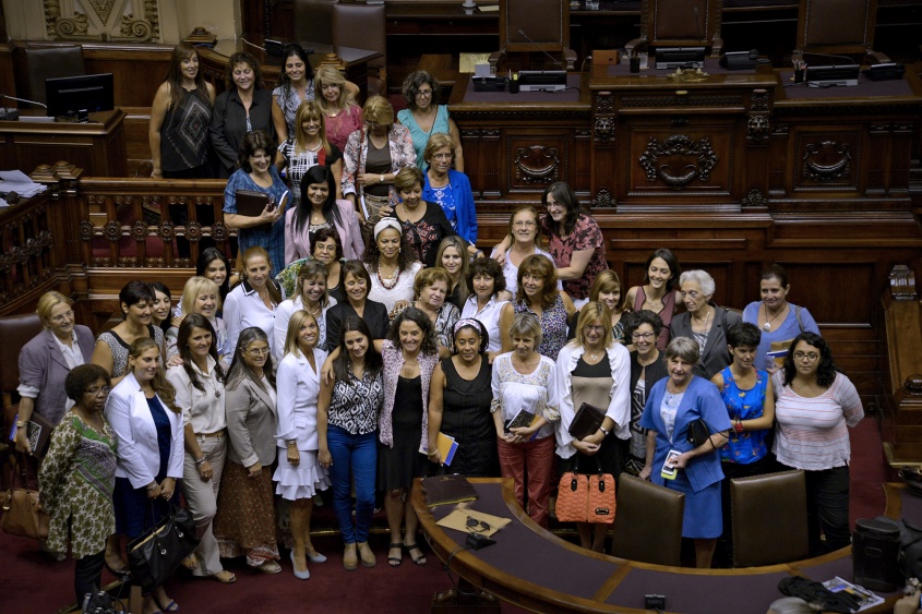 Parlamento femenino