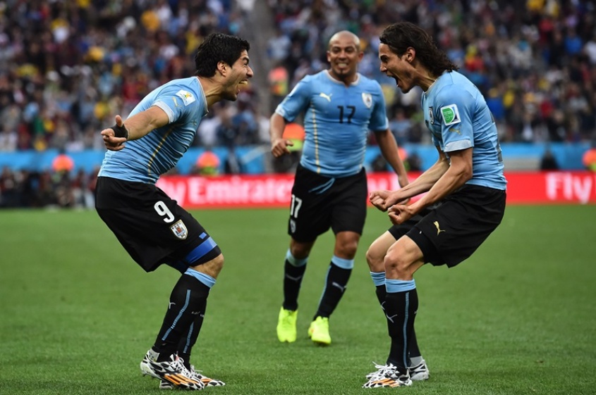Su&aacute;rez Vs Cavani