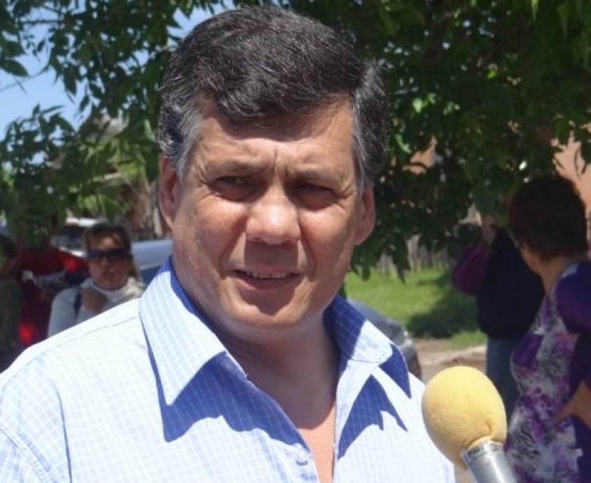 Con la fusta bajo el brazo