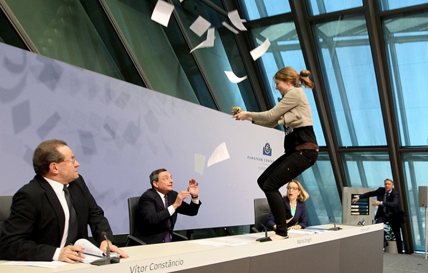 Por fuera del protocolo