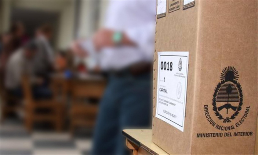 Votan sin cruzar el charco