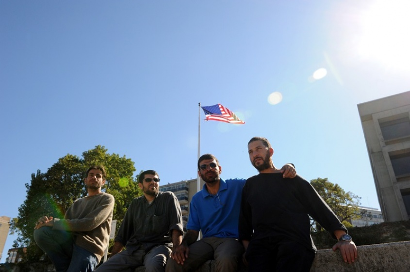 Firme por aqu&iacute;