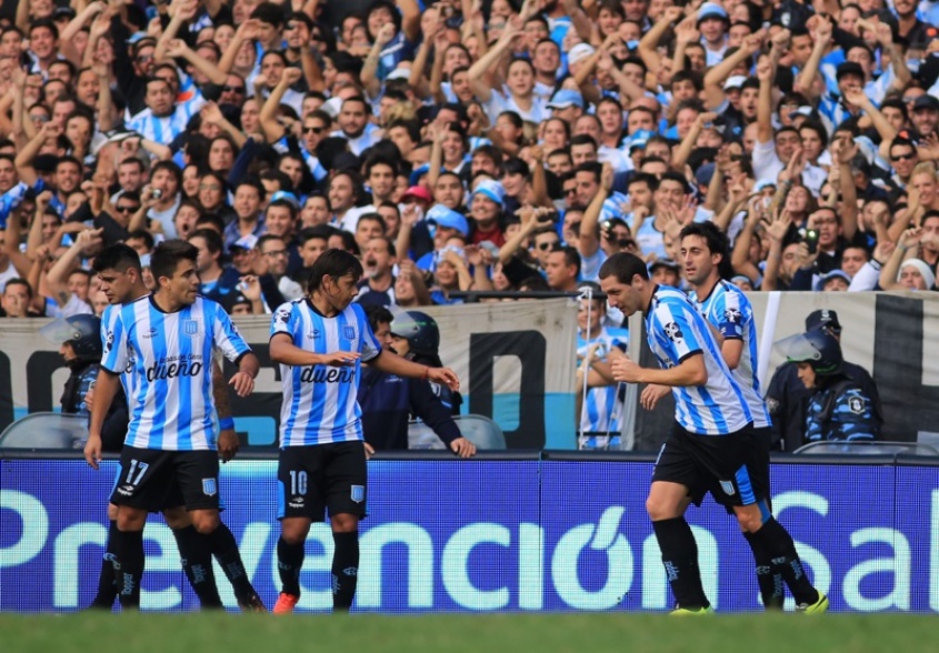 Avellaneda celeste y blanca