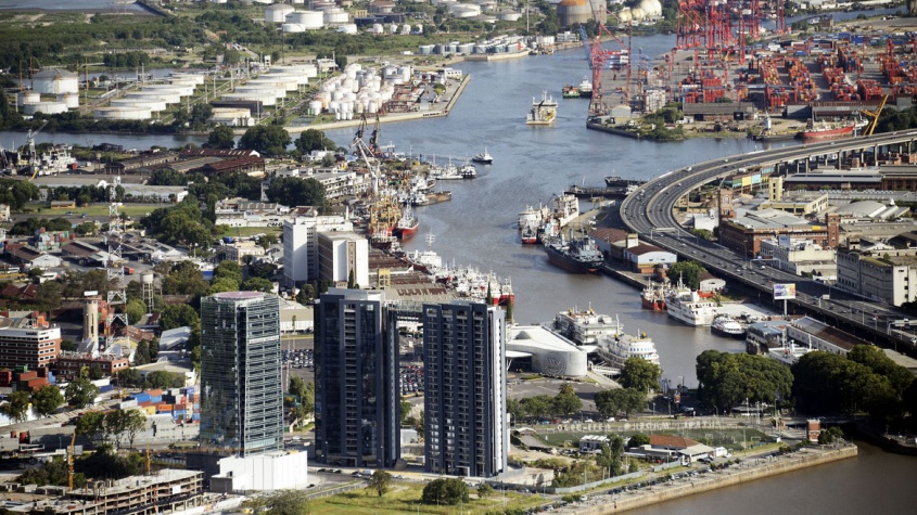 De ac&aacute; no sale nadie