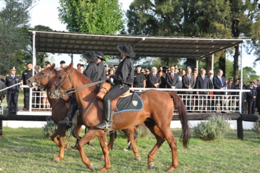 Los otros polic&iacute;as