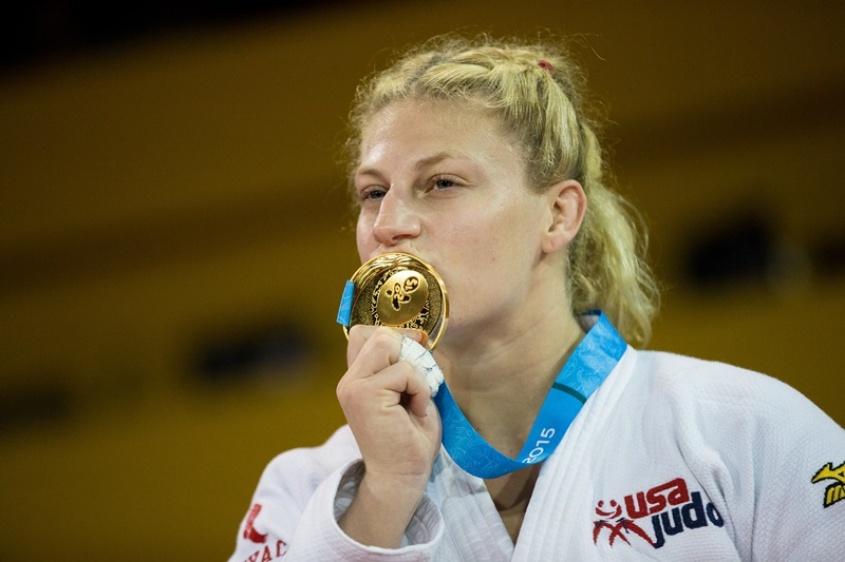 Ba&ntilde;ado en oro