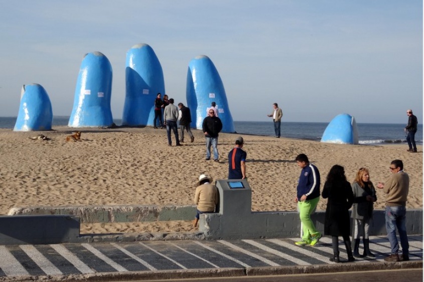 Dedo pa&acute;arriba