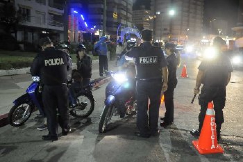 Policías en acción