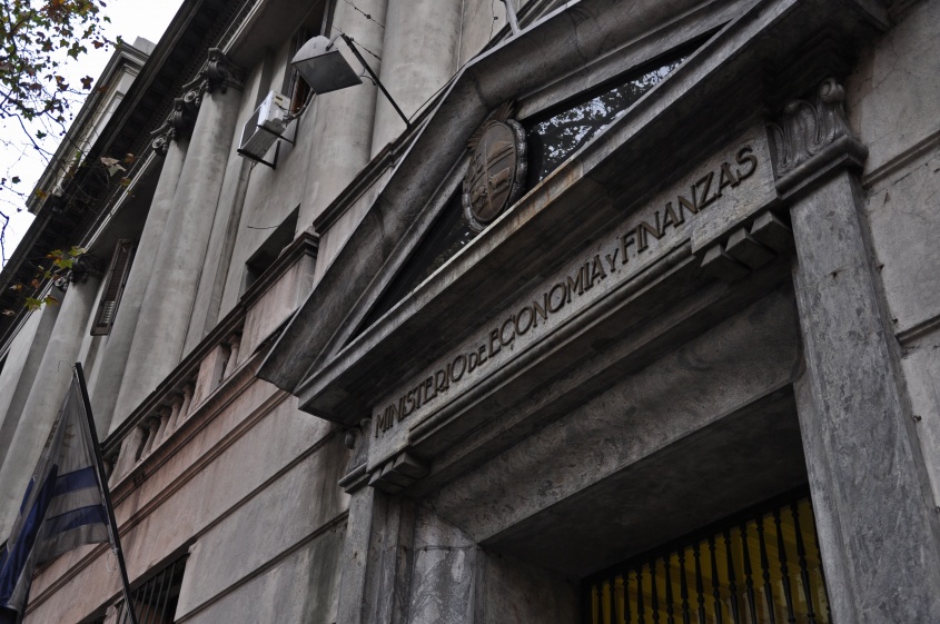 Pagando platos rotos