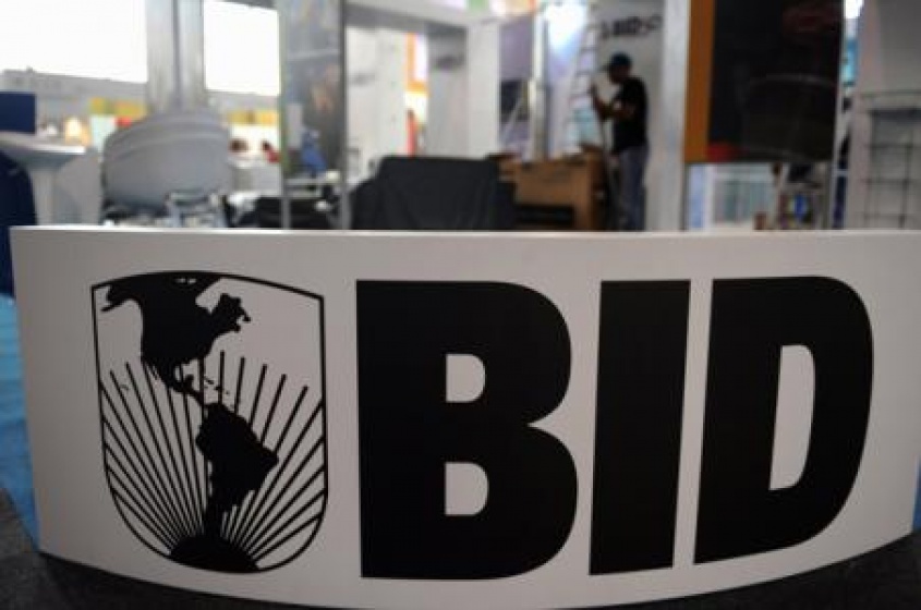 Buscan relacionar empresas