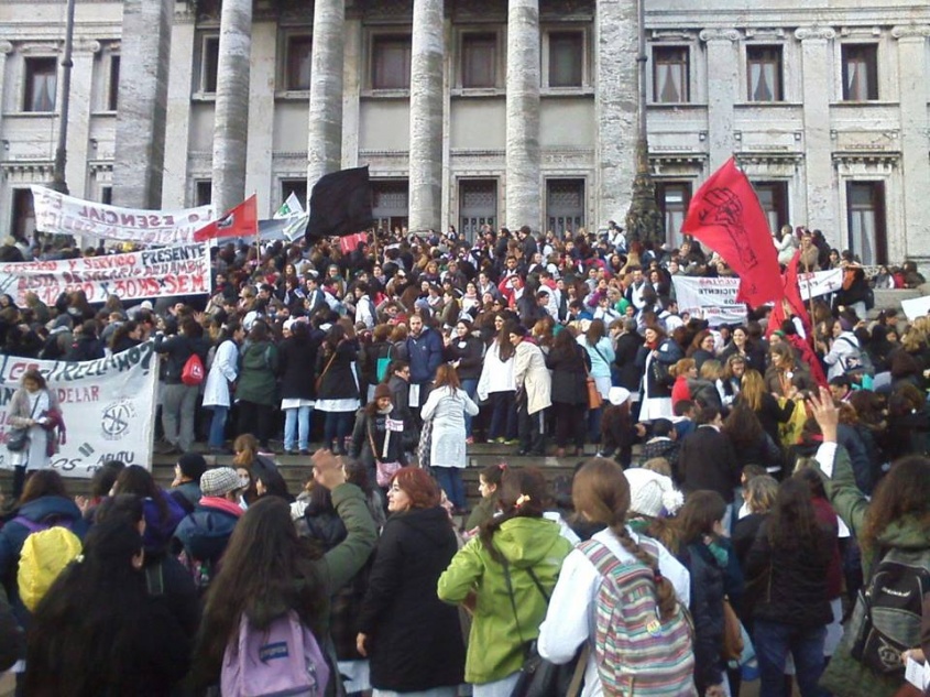 Conflictividad educativa