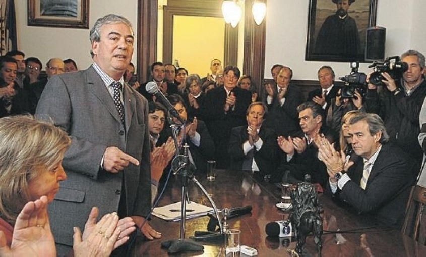 Quieren su cabeza