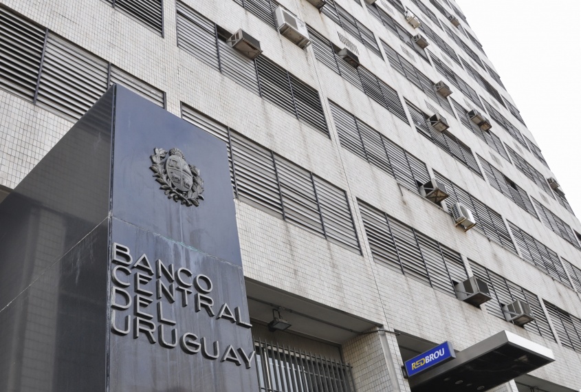 Tr&aacute;tame suavemente