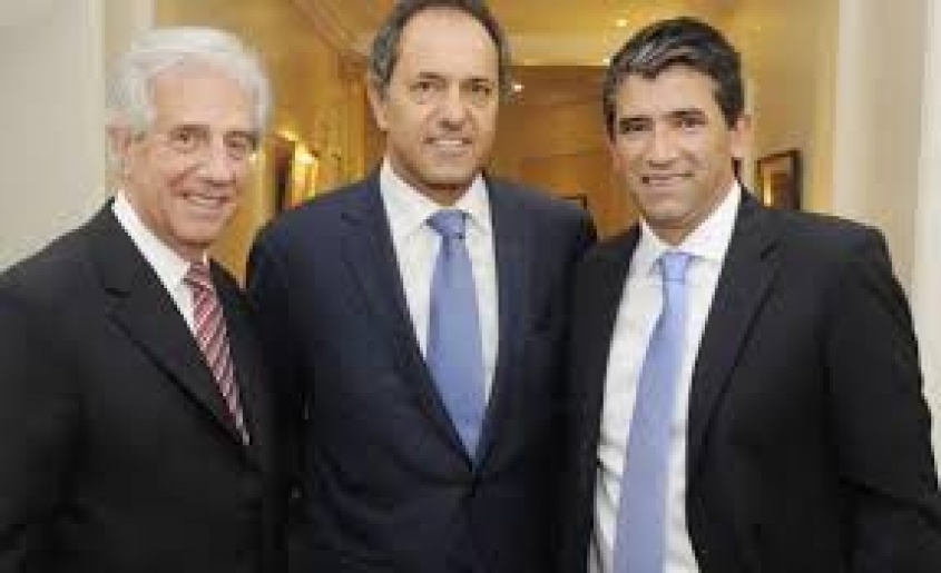 De este lado del río