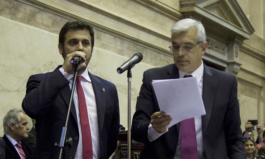 Nominación con K