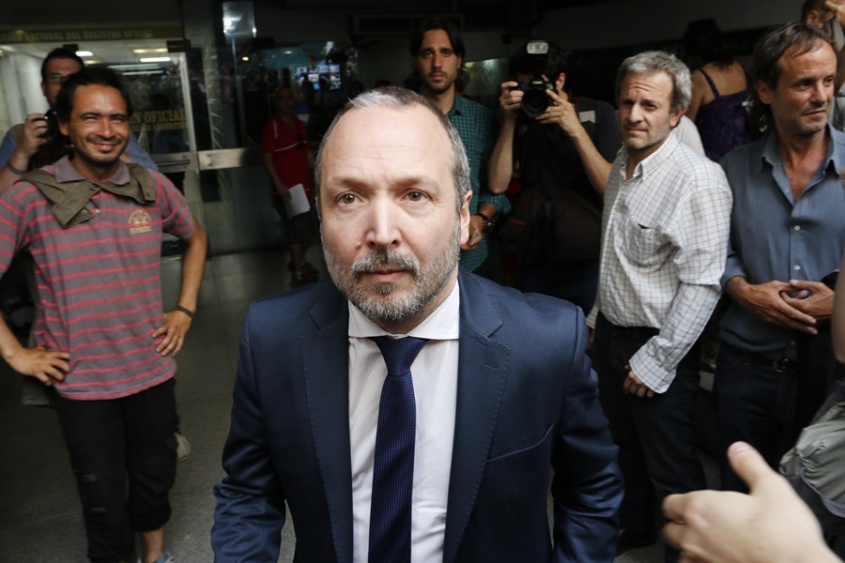 De aK&aacute; no me muevo