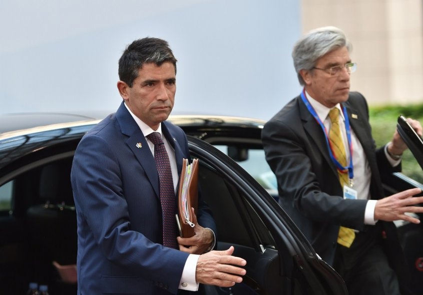 Mensajes hacia adentro y hacia afuera