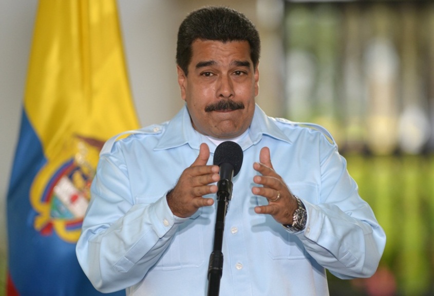 Le mostraron la salida