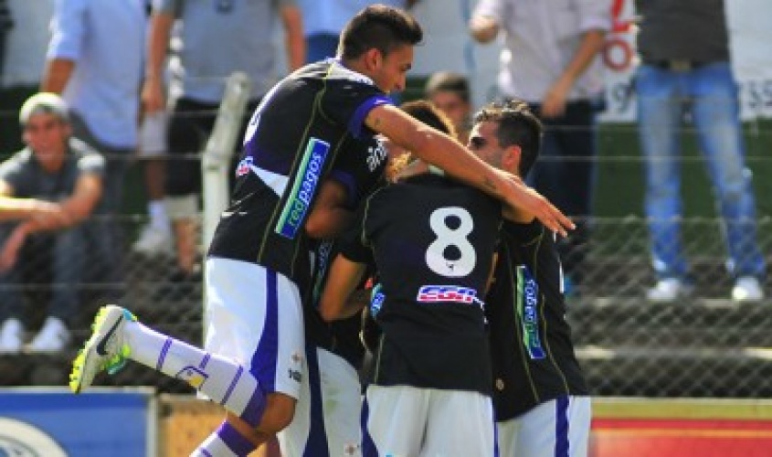 Fénix no baja, se sube a la punta