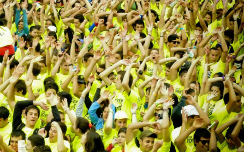 Más de 12 mil personas corrieron por 18