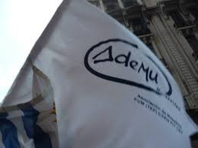 Estudiantes a estudiar