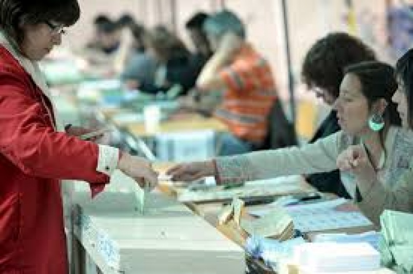 Elección abierta con resultado incierto