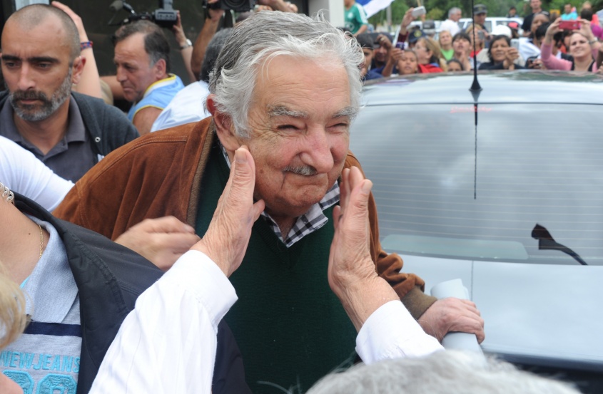 Pepe con la gente