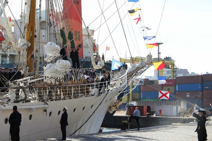 Embajadora de los mares