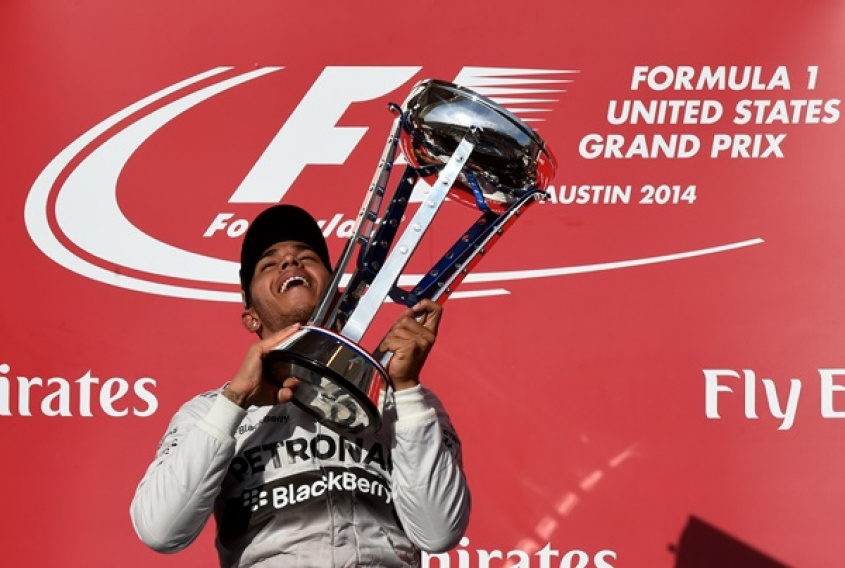 Trofeo en mano