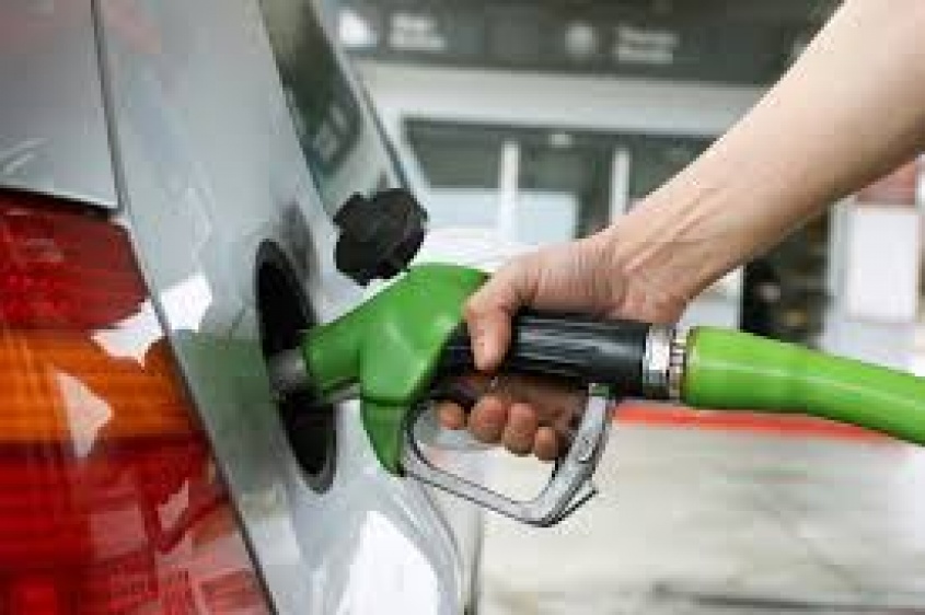 Por llenar el tanque