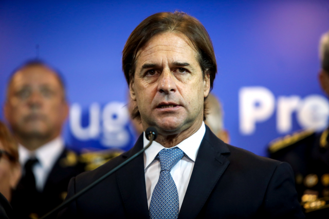 Lacalle Pou encabeza actos por Declaratoria de la Independencia en Florida Lacalle Pou encabeza actos por Declaratoria de la Independencia en Florida
