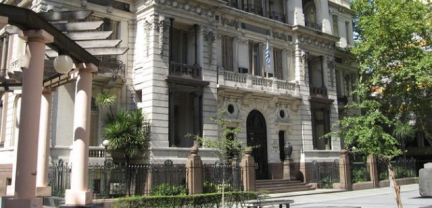 Conflicto en puerta