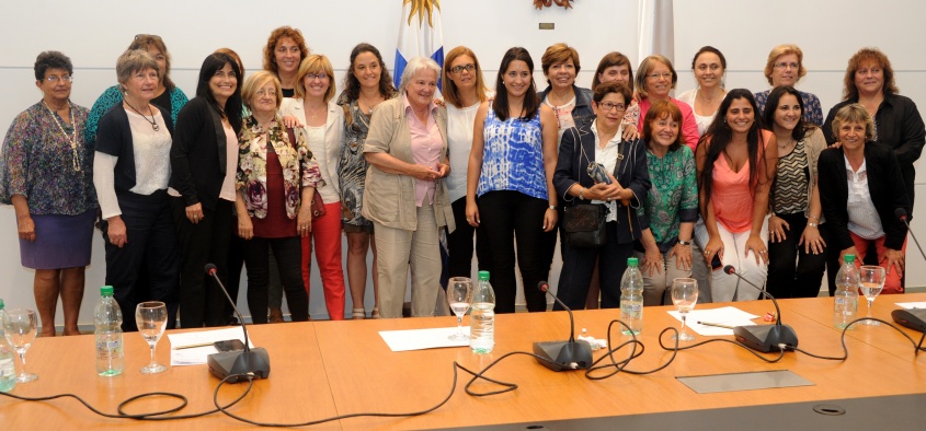 Mujeres al poder