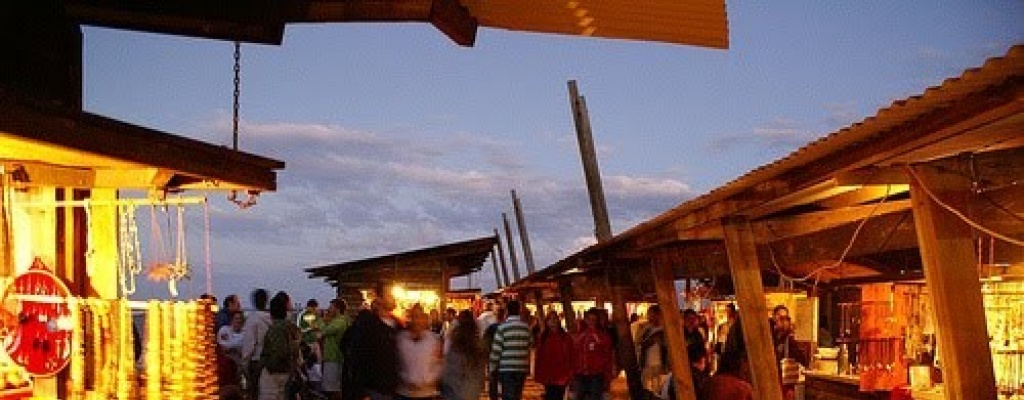 Se reinaugur� la feria artesanal de Punta del Diablo destruida por incendio