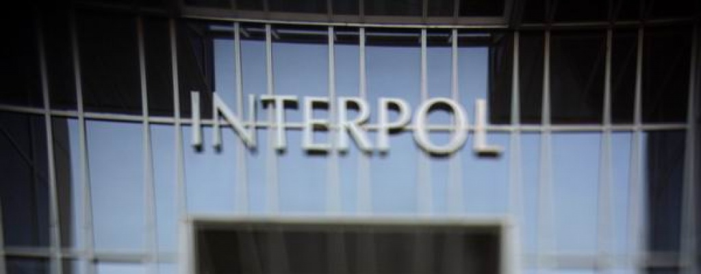 En Afganist�n nombran ministro a evasor fiscal buscado por Interpol