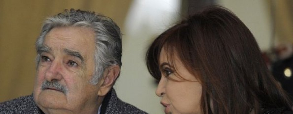  Mujica calific� de �dram�tica� la muerte del fiscal Nisman