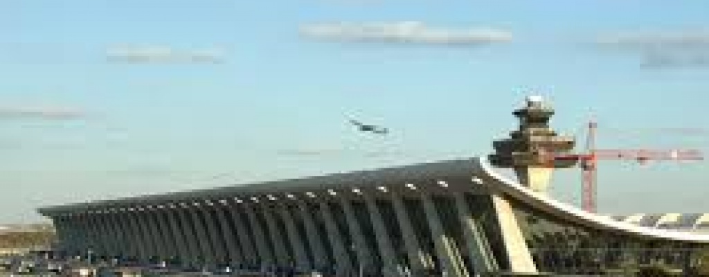 Dos aviones aterrizan de emergencia por amenazas de bomba en EE.UU.
