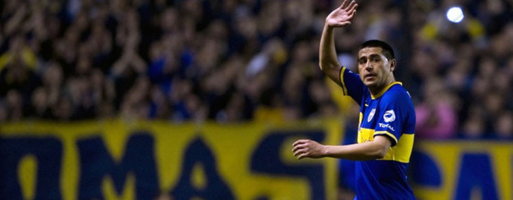 Juan Romn Riquelme anunci su retiro del ftbol profesional