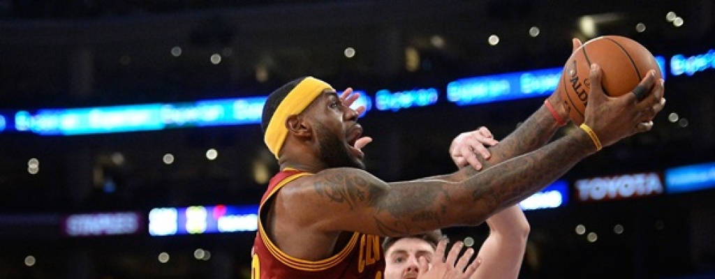 NBA: LeBron James y Thompson los mejores jugadores de la semana