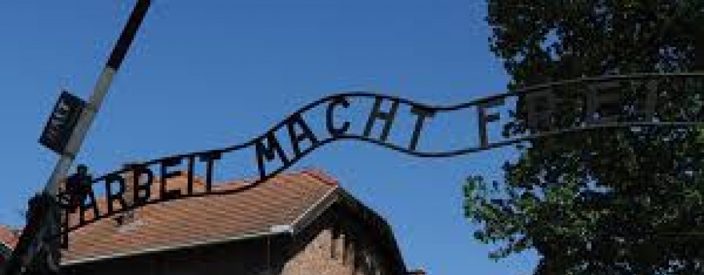 Recuerdos y emocin en  Auschwitz a 70 aos de su liberacin
