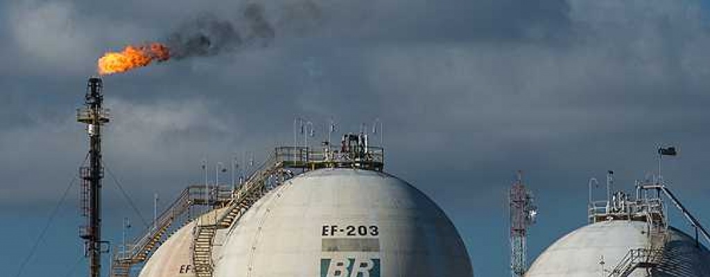 Fuerte cada de las acciones de Petrobras tras divulgar ltimo balance 