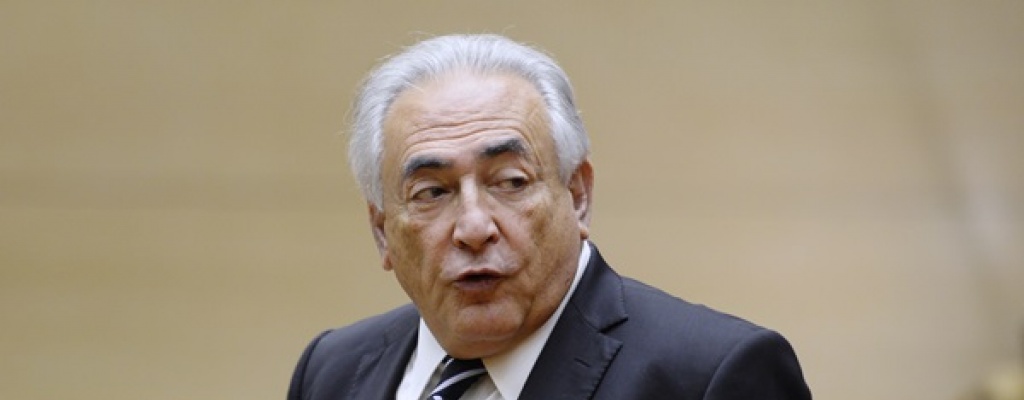 Ex director del FMI ante Justicia francesa por proxenetismo
