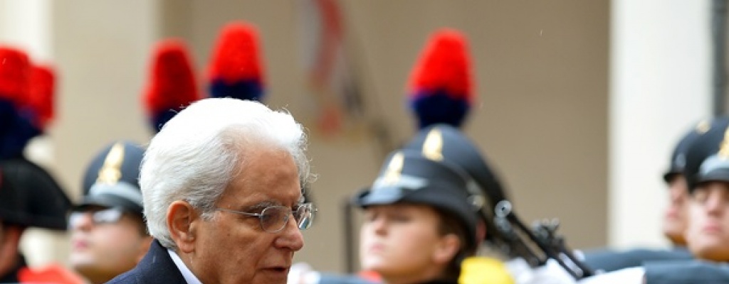 Nuevo presidente italiano prest� juramento y asumi� el cargo