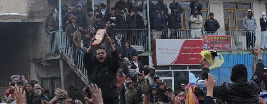 La Unesco alerta de la quema de libros por yihadistas en Irak
