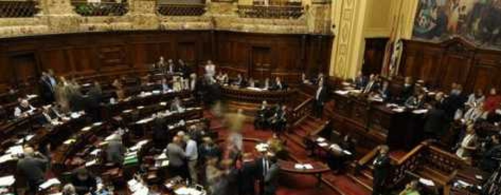Diputados dio sanci�n definitiva al aumento del tope de deuda neta con cr�ticas de la oposici�n